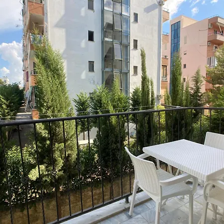 Smart Budget Edition - Cozy Apartman Golem