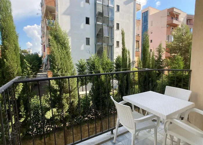 Smart Budget Edition - Cozy Lägenhet Golem (Tirana)